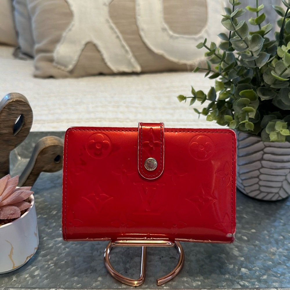 Louis Vuitton Vernis Kisslock Wallet